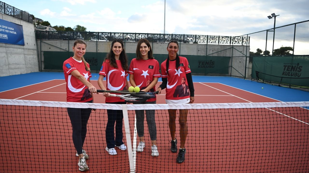 Kuşadası Belediyesi'nden 'Cumhuriyet Kupası' turnuvası