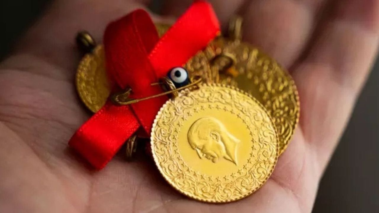 Cumhuriyet altını 100. yaşını kutluyor