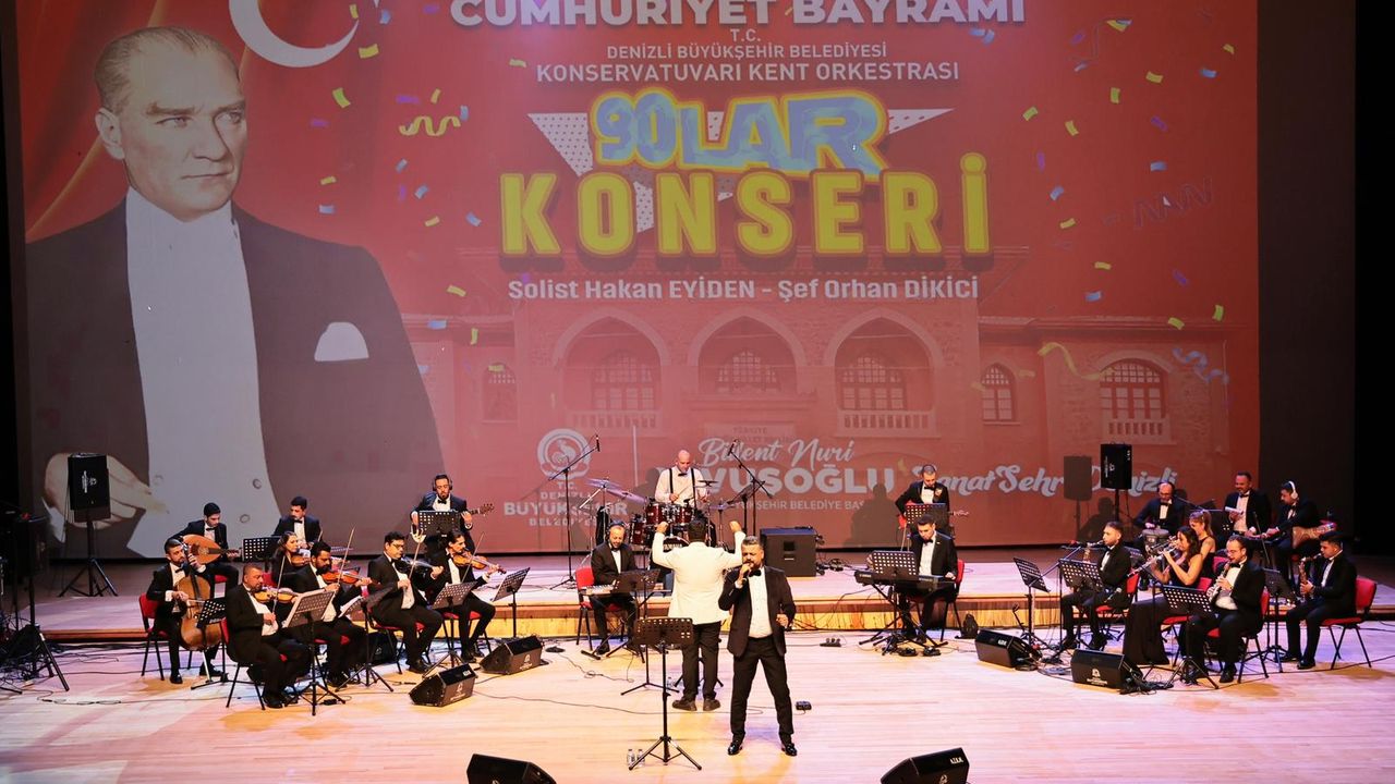 Denizli Büyükşehir’den “90’lar konseri”