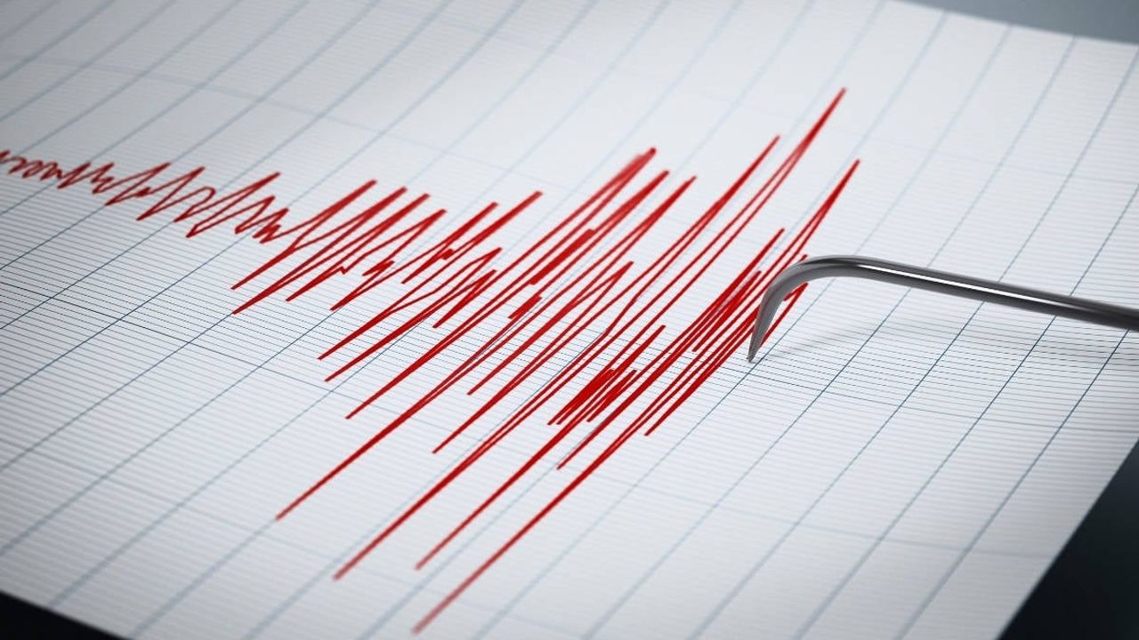 Diyarbakır sallandı: 4 büyüklüğünde deprem!