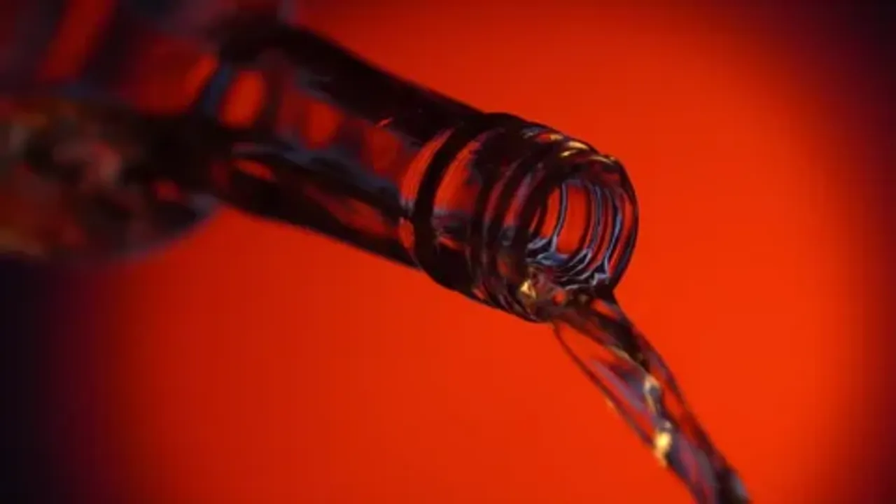 İzmir'de yılbaşı öncesi sahte alkol operasyonu