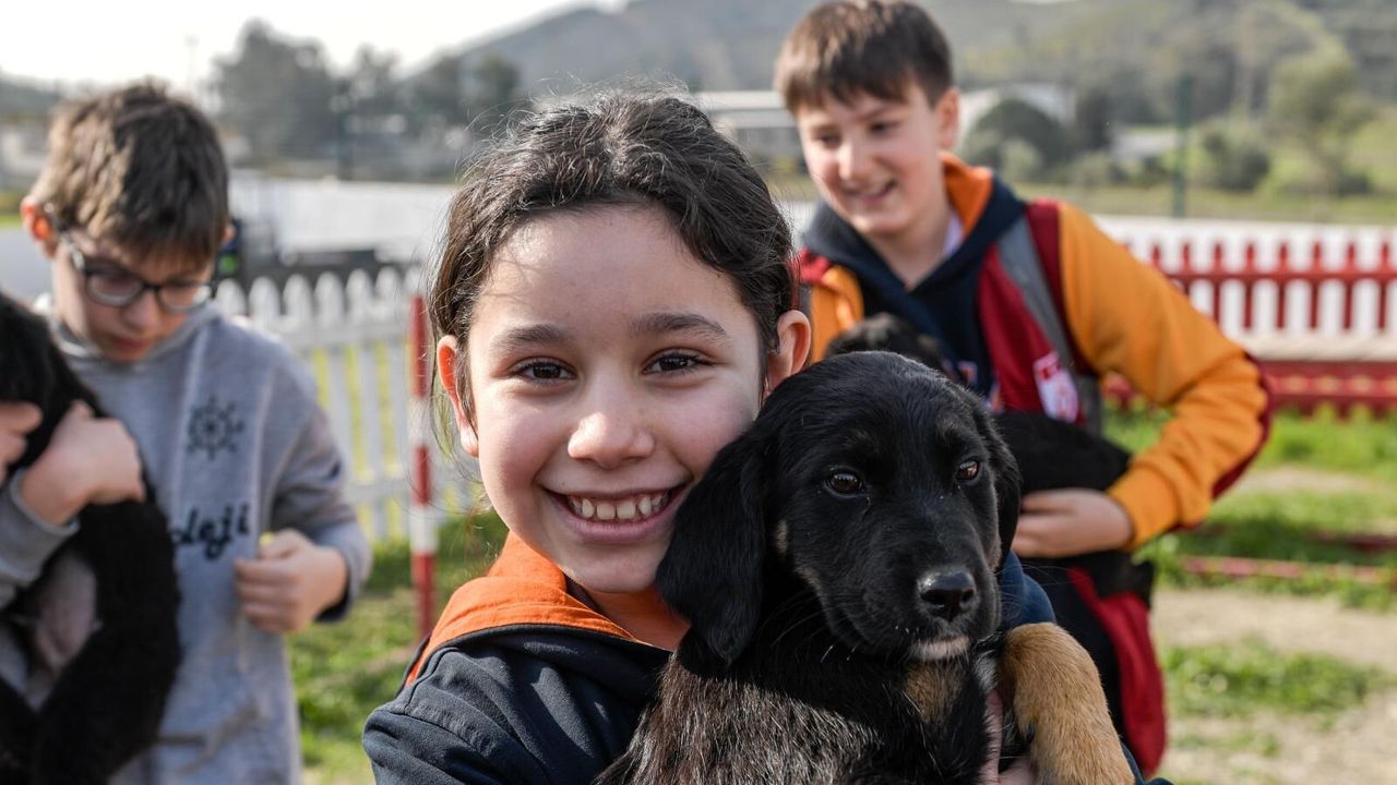 İzmir, çocuk politikalarında çıtayı yükseltiyor