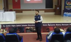 Balıkesir’de "Gençlik ve Güvenli Gelecek" konferansı düzenlendi