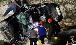 Otomobil dere yatağına yuvarlandı: 1 ölü