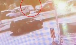 3 kişinin hayatını kaybettiği silahlı saldırı kamerada