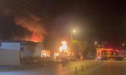 Bodrum’da alevler geceyi aydınlattı: Oto tamirci yandı, 3 milyon liralık zarar oluştu