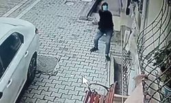 Boşanmak isteyen eşinin evinde kezzapla dehşet saçtı