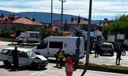 Domaniç’te trafik kazası: 5 yaralı