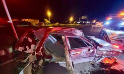 Duble yolda refüje çarpan otomobil takla atarak hurdaya döndü: 1 yaralı