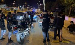 Edirne’de dur ihtarına uymayan ehliyetsiz sürücü polisi alarma geçirdi