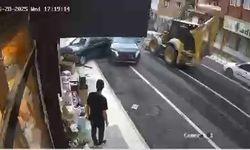 Freni arızalanan kepçe, 4 araca çarptı
