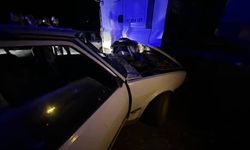 Hatay’da kazada Fiat Tofaş hurdaya döndü: 2 yaralı