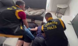 Minibüsteyken husumetlisini görüp defalarca ateş etti: O anlar kamerada