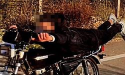Motosikletli şov pahalıya patladı: Ehliyeti iptal edildi, 19 bin TL ceza kesildi
