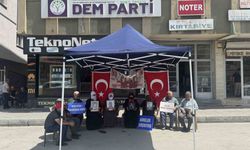 Evlat nöbetini sürdüren aileler, terörsüz Türkiye sürecinden umutlu