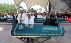 Yangında hayatını kaybeden Yazar Süha Oğuzertem son yolculuğuna uğurlandı