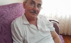 Yere yığıldı, üzerinden otomobil geçti: Kaza anı kamerada