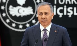 Bakan Yerlikaya: 509 düzensiz göçmen ve 49 organizatör yakalandı