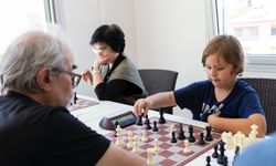 Balçova’da nesiller satranç turnuvasında buluştu