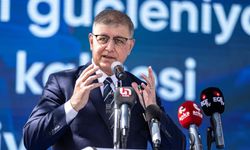 Başkan Cemil Tugay'dan sendikaya “Grev bitmeli” çağrısı