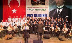 Başkan Çerçioğlu sevilen şarkıları Aydınlılarla buluşturdu