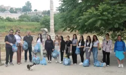 İzmir Efes MYO'dan kültürel miras alanında temizlik