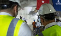 İzmir'in tarihi projesinde geri sayım: Onat Tüneli’nde ışık göründü
