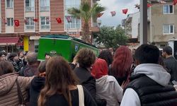 Katledilen kadının tabutunu erkeklere taşıtmadılar... Kadınlar omuzladı