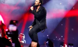 Megastar Tarkan Avrupa turnesinde büyülüyor