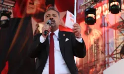CHP'li Aslanoğlu’ndan İzmir’e teşekkür: “Tarih yazdınız”