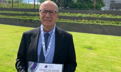 Prof. Dr. Sait Ada’ya Uluslararası “Giant of Hand Surgery” ödülü
