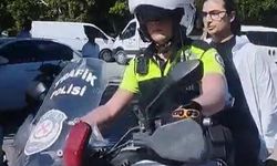 Kimliğini unutan öğrenciye polis yetişti, sınava dakikalar kala girebildi