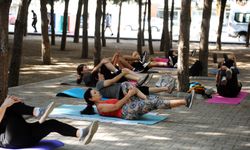 Karşıyaka’nın parklarında spor keyfi başladı