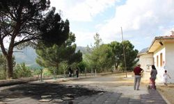 Amasya’da çocuk parkı alev alev yandı