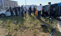 Ankara’da dolmuş ile otomobil çarpıştı:5 yaralı