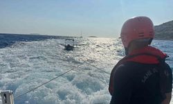 Antalya’da arızalanan teknedeki 2 kişinin imdadına Sahil Güvenlik ekipleri yetişti