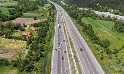 Bayram trafiği sürüyor: Bolu’da kilometrelerce kuyruk
