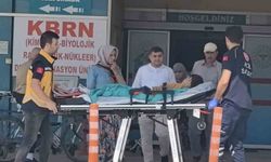 Bıçağın üzerine düşen çocuk ağır yaralandı