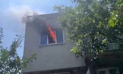 Burdur’da iki katlı evde yangın