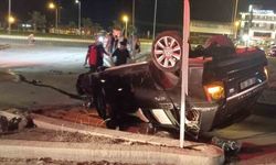 Edremit Zeytinli’de akıllı kavşakta kaza: 2 kişi yaralandı