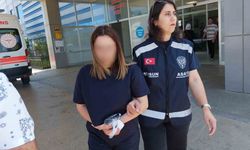 Evlilik vaadiyle 444 bin liralık altın aldıran kadınlar tuvalette kıyafet değiştirip kaçtılar