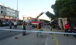 Freni patlayan kamyon ortalığı savaş alanına çevirdi: 4 yaralı