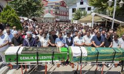 Gölde boğulan iki küçük kuzen yan yana uğurlandı
