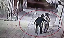 Güvenlik kameralarından tespit edilen hırsızlar, pazarcı ve simitçi kılığına giren polisler tarafından yakalandı