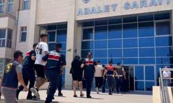 İş yerlerini kurşunlayıp zarar veren 2 şüpheli tutuklandı