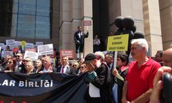 İstanbul Barosu avukatlarının Mehmet Pehlivan’ın tutuklanmasına itirazı sonrası ortalık karıştı