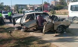 Karşı şeride savrulan Tofaş zincirleme kazaya neden oldu: 1’i ağır 10 yaralı