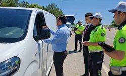 Kaymakam Kaykaç’tan trafikte hayati uyarılar: Emniyet kemeri ve dikkat şart
