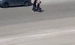 Kendisine şiddet uygulayan eşini savunan kadına vatandaşlardan tepki