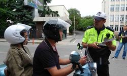 Samsun’da Dünya Motosiklet Günü’nde polislerden sürücülere "güvenli sürüş" uyarısı